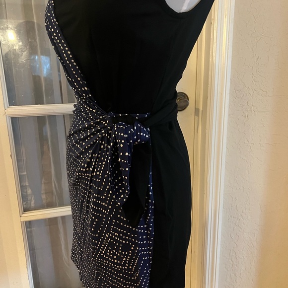 EUC SZ 2 Diane Von Furstenberg Dahlia Faux Wrap Dress in Midnight Black - Picture 5 of 6